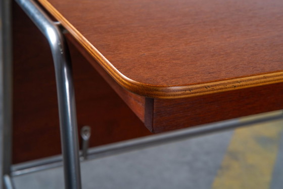 Image 1 of Escritorio de profesor muy raro de Arne Jacobsen