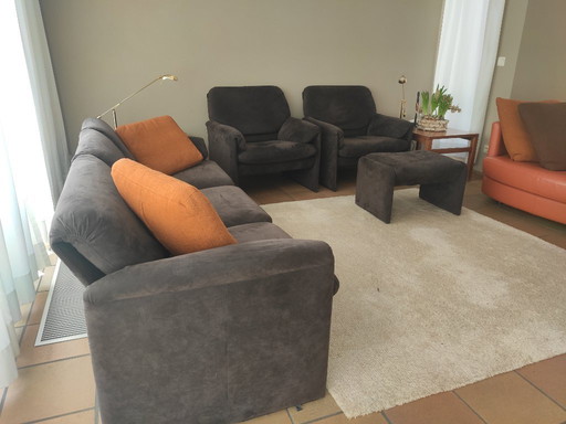 Combinazione lounge Leolux in Alcantara marrone scuro