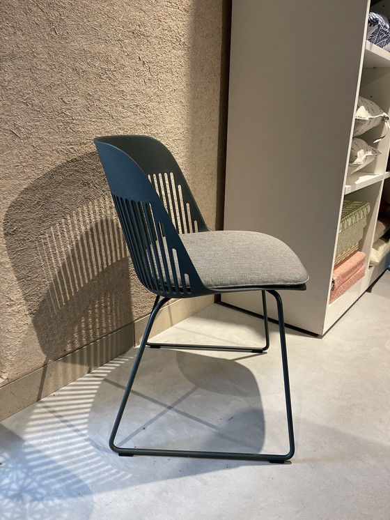 Image 1 of 1x Aiir chair from Dedon