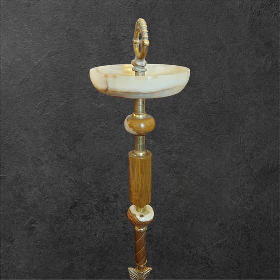 Image 1 of Posacenere in marmo onice