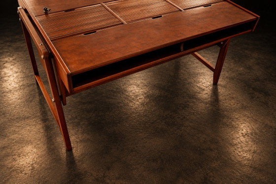 vintage Desk | Clausen & Maerus | Eden | 60s – Wood (photo 7 of 11)