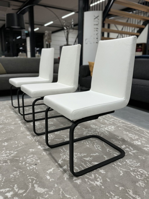 3 Rolf Benz 620 Eetkamerstoelen wit leer