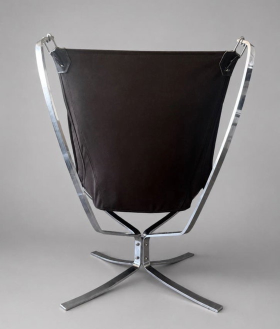 Image 1 of Vintage Falcon loungestoel en voetenbank, Sigurd Resell, chroom