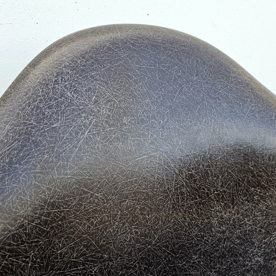 Image 1 of Armchair EAMES DAR HERMAN MILLER