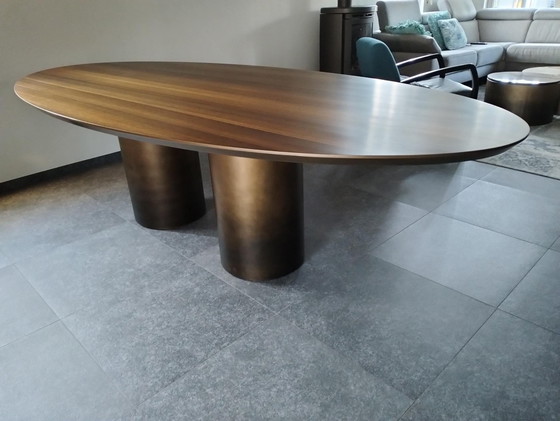 Image 1 of Tablez Oval Dining Table Benz