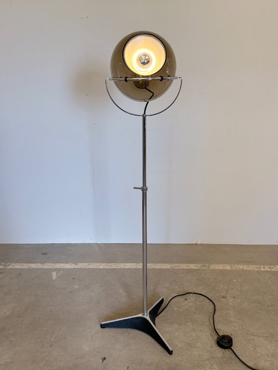 Raak Globe D2000 – Frank Ligtelijn – 1960s - RESTORED – Floor lights, Glass, Metal (photo 5 of 9)