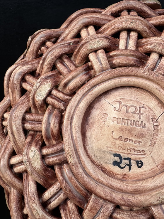 Image 1 of Corbeille fruits trompe l’œil Portugal années 70