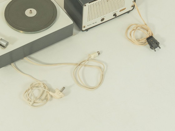 Image 1 of BRAUN Radio SK 25 & record player PS2
