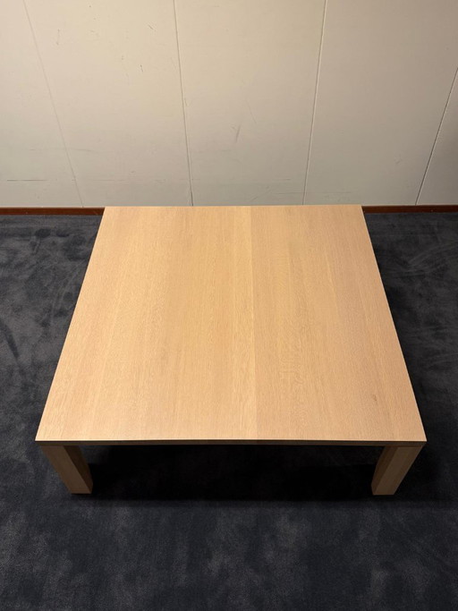 Coffee table No Limit (solid oak)