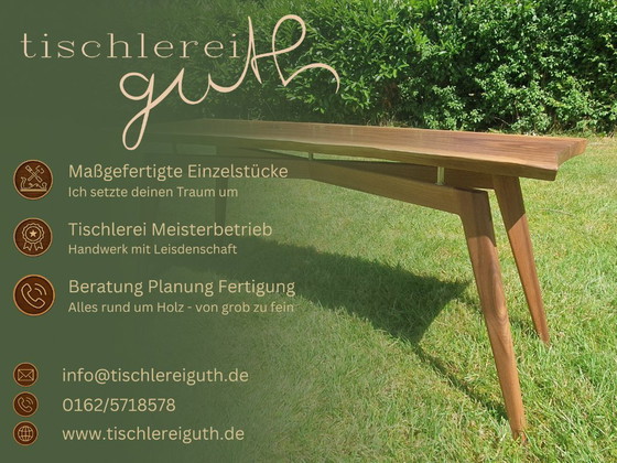 Image 1 of Couchtisch Nussbaum mit Messingeinlage Schwebende Platte Baumkante exklusive Maserung