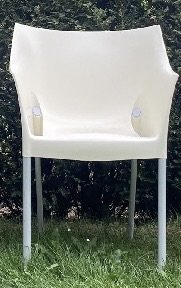 4x sillas Dr. No de Philippe Starck, Kartell, Sillas de comedor, Plástico, Aluminio, Crema (foto 4 de 5)