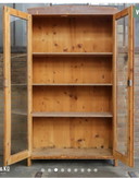 Armoire ou vitrine