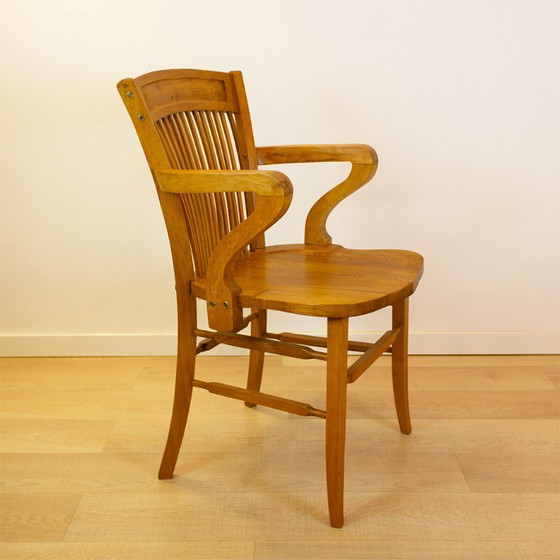 Image 1 of Chaise de bureau vintage espagnole en chêne des années 1940