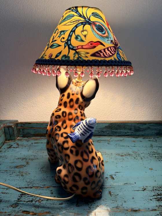 Image 1 of Lampada in ceramica fatta a mano con base a pantera / paralume in velluto