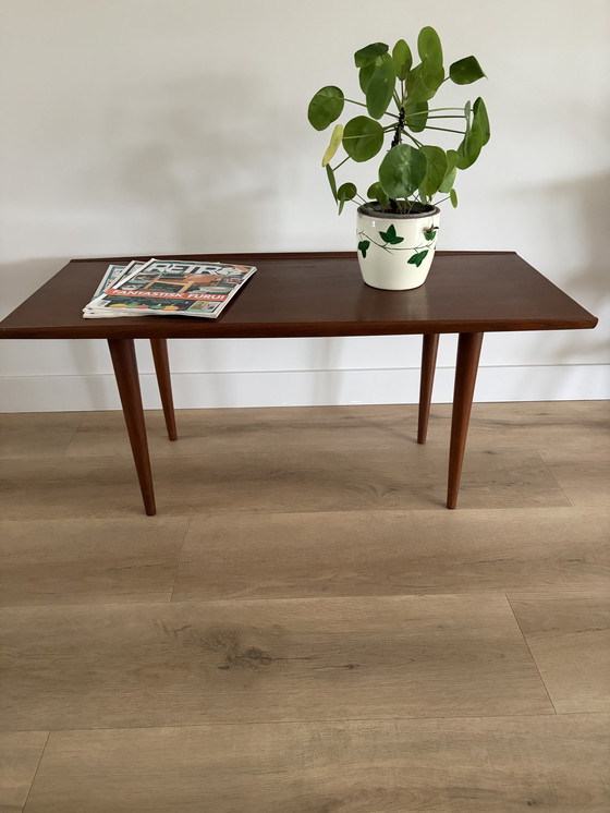 Image 1 of Mid-Century Deense teakhouten salontafel