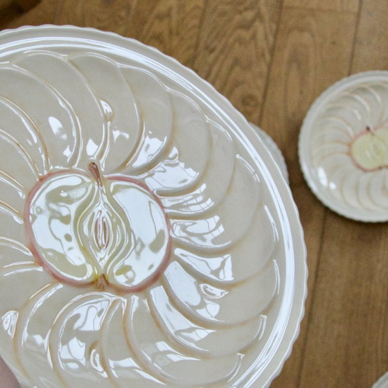 Image 1 of 6 vintage earthenware plates with trompe l'oeil apple tart