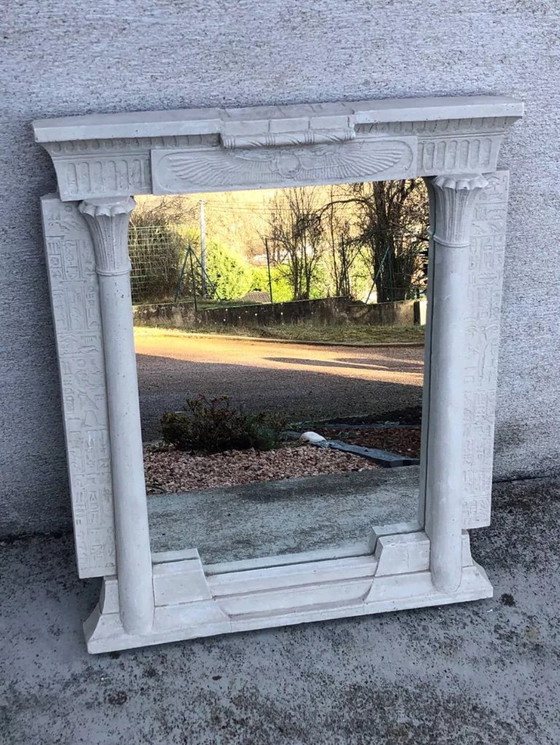 Image 1 of Specchio da parete in pietra in stile egizio con illuminazione