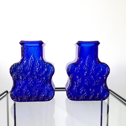 2x Vintage königsblaue Vase Lars Hellsten Skruf Schweden