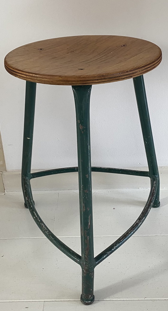 Image 1 of Vintage industrial stool or school stool, probably Ahrend de Cirkel