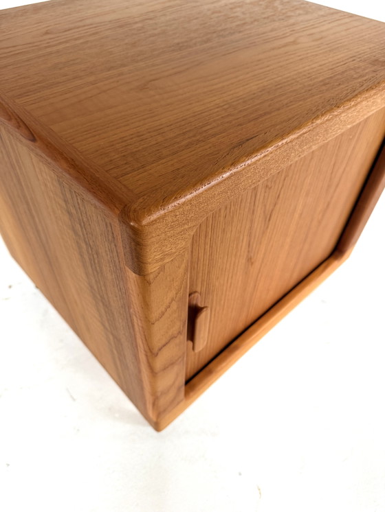 Image 1 of Armadio vintage danese con ante scorrevoli, Silkeborg Møbelfabrik '80