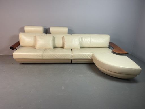 Frighetto Italienisches cremefarbenes Leder-Landschaftssofa mit Chaiselongue & Tisch, Italien, 1980er–90er