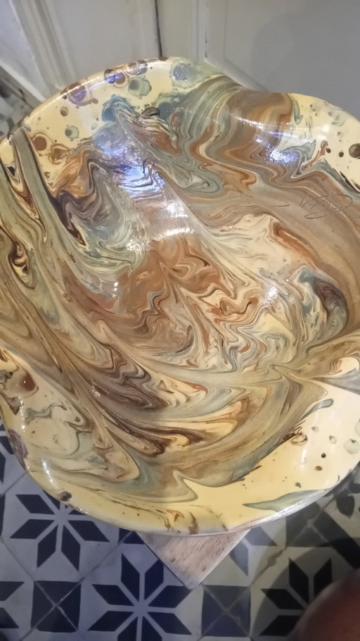 Marbled bowl Cluny Pottery