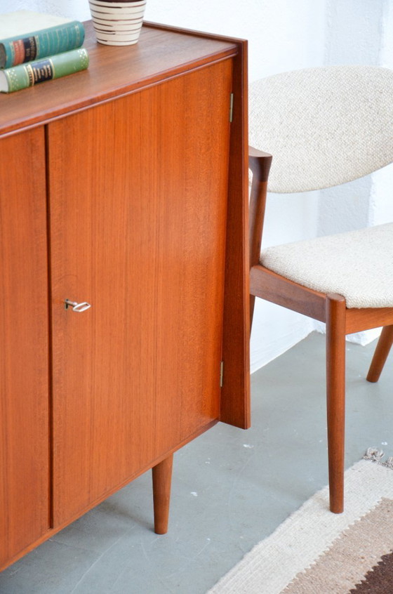 Image 1 of Vintage teakhouten ladekast, dressoir/kast met planken, midden 20e eeuw, jaren 60/70.