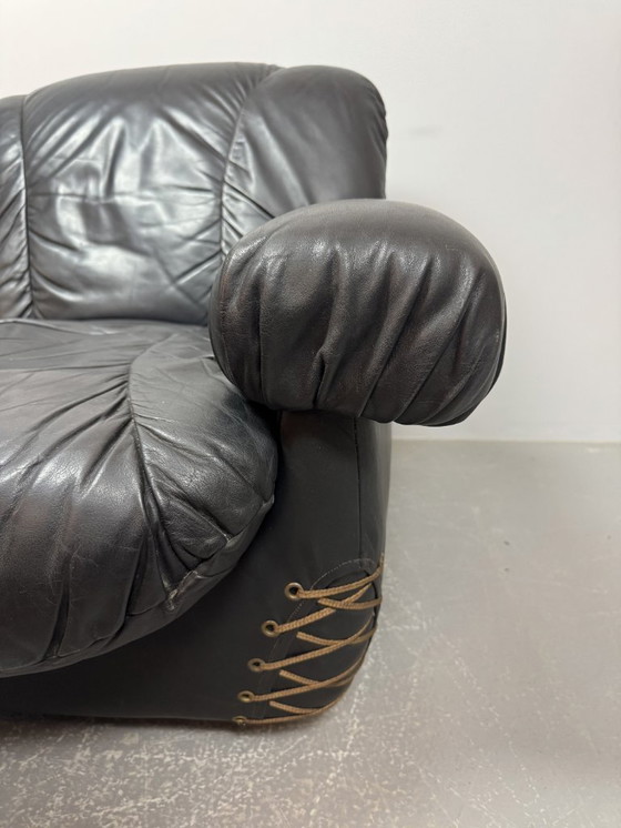 Image 1 of Beautiful Big Black Leather Postmodern Italian Design Space Age 3-Seat Lounge Sofa with Brass Buttons and Playful Cord Lacing