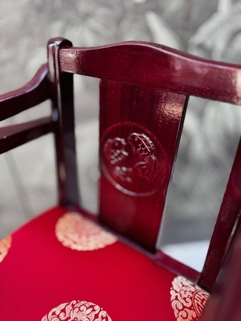 Image 1 of CHINESISCHER HOCHSTUHL IN MARSALA-ROT