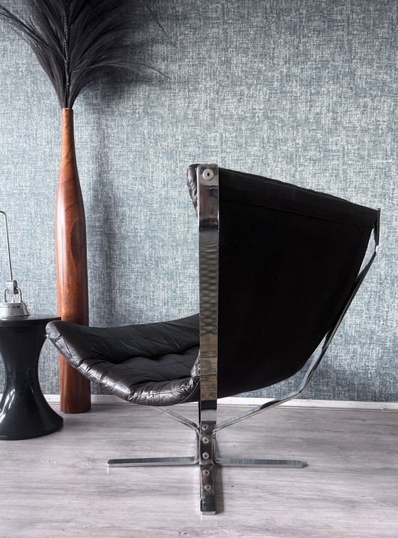 Image 1 of Vintage Falcon chair by Sigurd Ressell