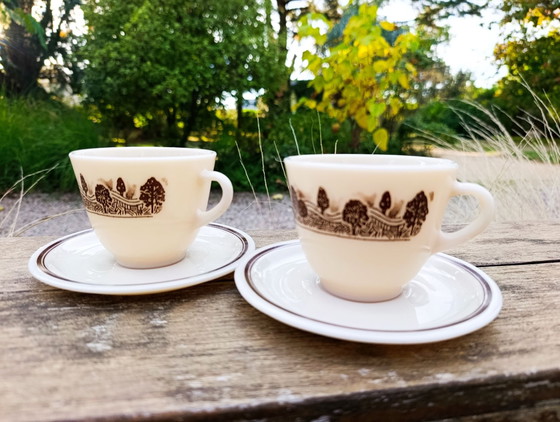 2 tazze / sottotazze vetro opalino decoro bucolico, JAJ Pyrex England – Accessori da tavola (photo 6 of 7)