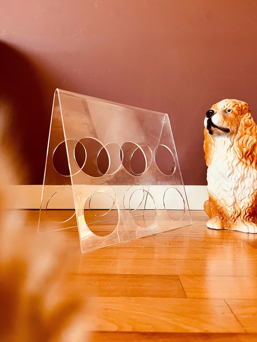 Weinregal aus Plexiglas