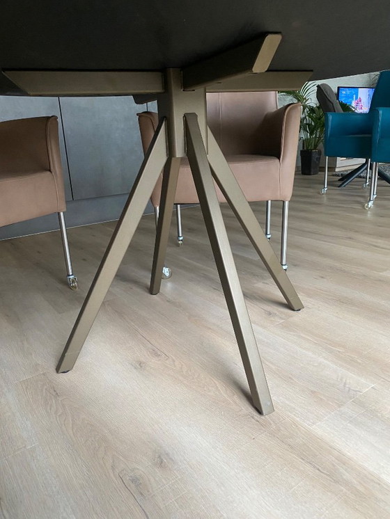 Image 1 of Table de salle à manger ronde, diamètre 140 cm