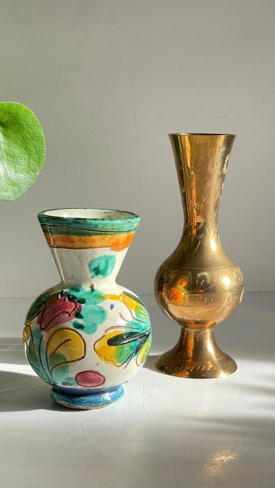 Image 1 of Vasi in ceramica vintage realizzati a mano con ottone cesellato