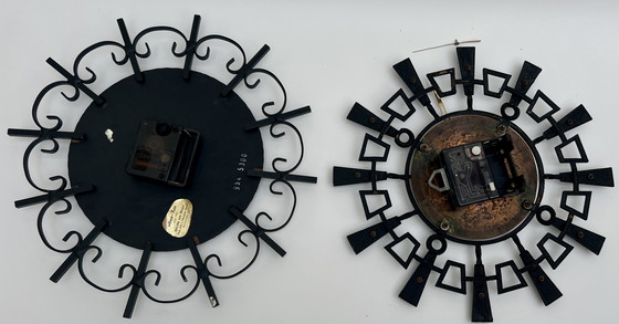 Image 1 of Due orologi da parete vintage – in ferro battuto / design di metà secolo – Diehl e orologio in rame fatto a mano