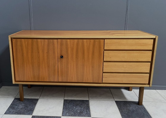 Image 1 of Houten dressoir uit de jaren 70