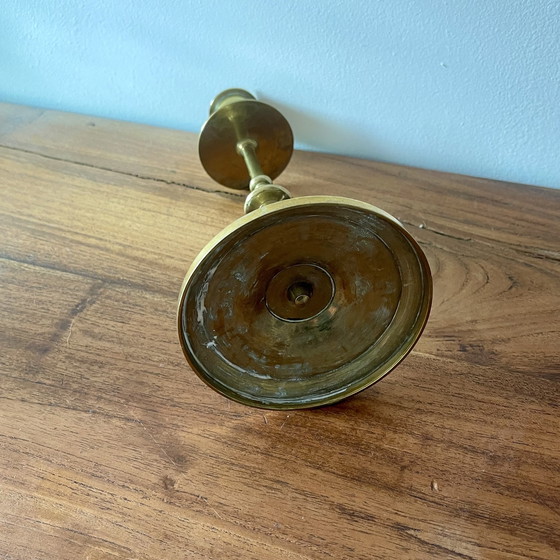 Image 1 of Candeliere in ottone inciso