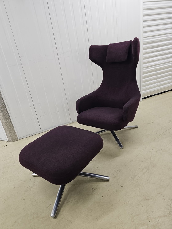 Image 1 of Vitra Grand Repos Fauteuil & Ottoman