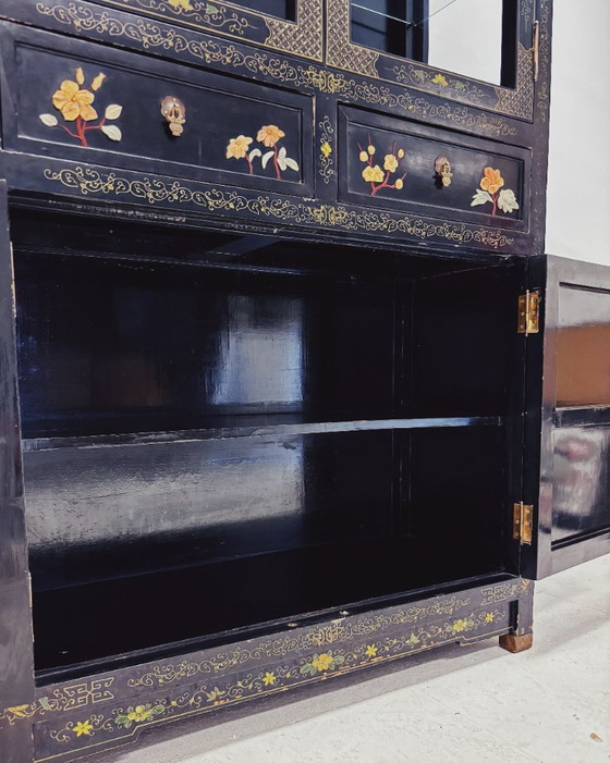 Image 1 of Vitrine chinoise