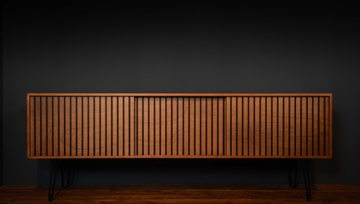 Handgefertigtes Mid-Century Sideboard