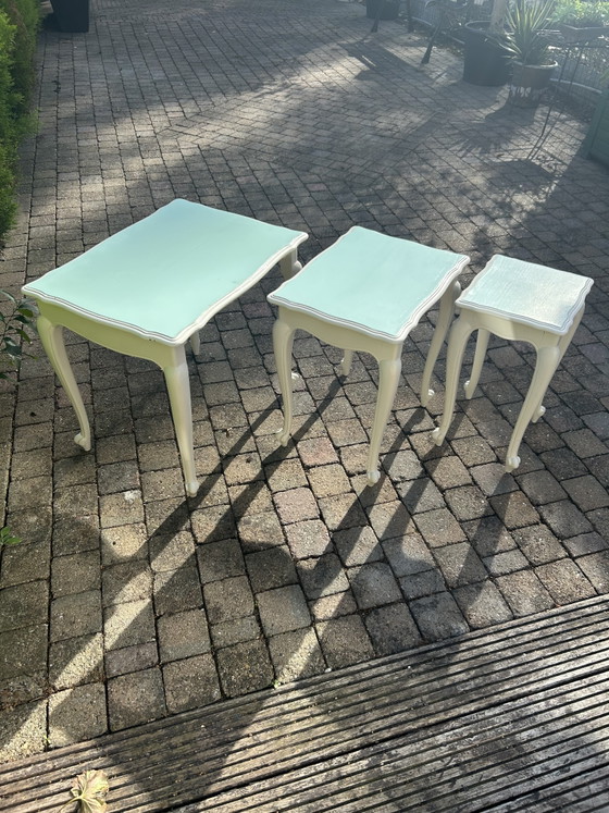 3-Piece Set of Side Tables in Top Condition – Wood (photo 10 of 10)