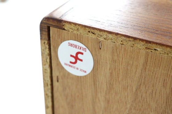 Image 1 of C.F. Christensen Silkeborg aparador vitrina 199,5 cm largo