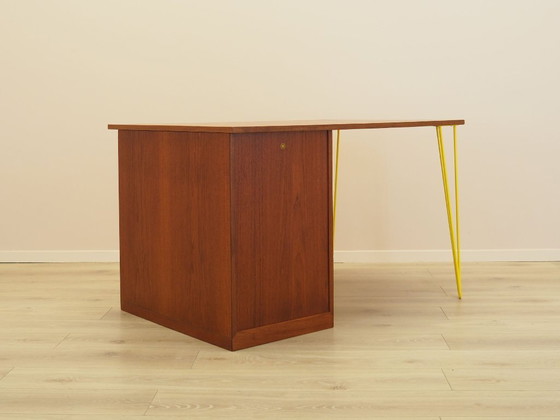 Image 1 of Bureau en teck, design danois, années 1970, fabriqué par Bornholm Møbelfabrik