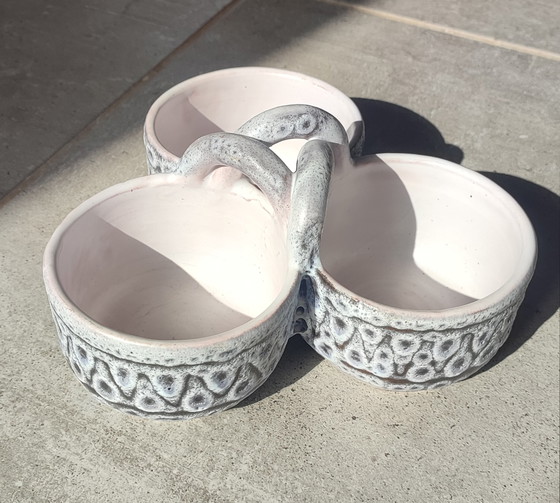 Image 1 of Soporte para servir trípode de cerámica Jean Austruy, años 50/60