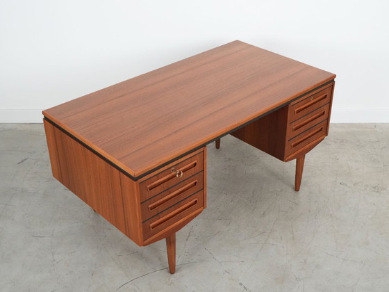 Image 1 of Bureau en teck, design danois, années 1960, designer : J. Svenstrup