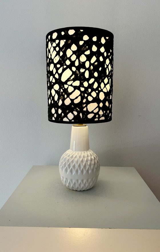 Image 1 of Small expressive vase lamp - upcycled 