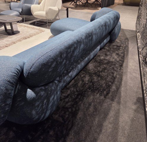 Image 1 of Leolux Hoekbank Pulla+ Sierkussen