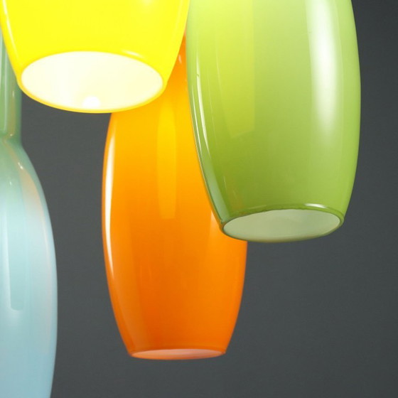 Image 1 of Suspension des années 1960 en verre coloré