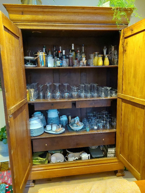 Authentic antique cabinet in French Louis Philippe style, Wardrobes, Wood, Brown (photo 4 of 5)