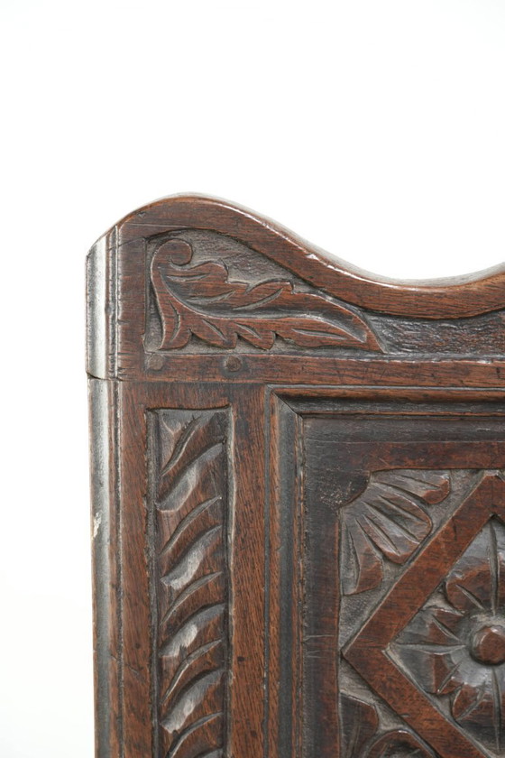 Image 1 of Silla Wainscott inglesa única del siglo XVIII con magníficas tallas de madera y una apariencia hermosa.